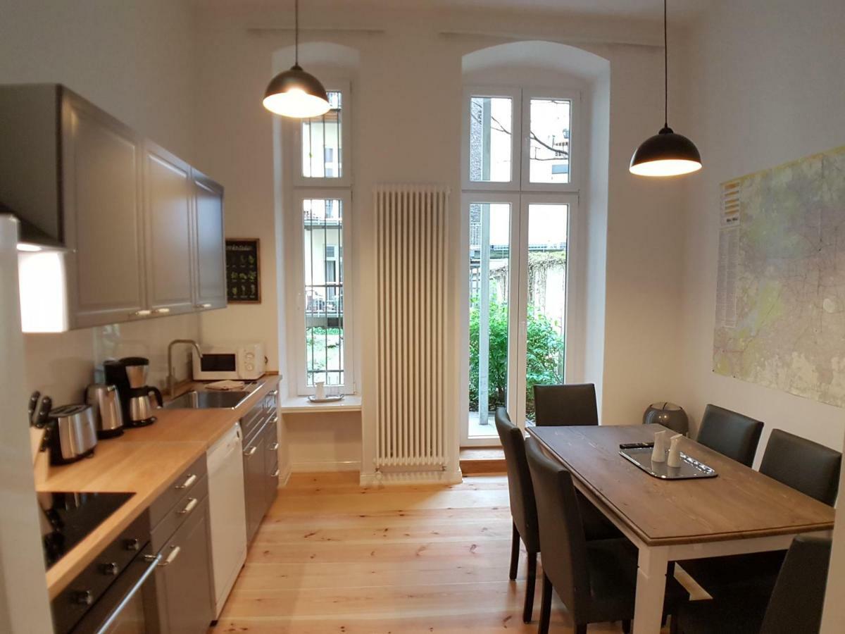 Lang Re By Rockchair Apartments L Superhost Status L 2 Bedrooms Boxspringbeds In City Center - Cozy Family & Business Flair Welcomes You! ベルリン エクステリア 写真