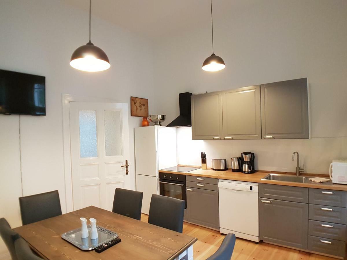 Lang Re By Rockchair Apartments L Superhost Status L 2 Bedrooms Boxspringbeds In City Center - Cozy Family & Business Flair Welcomes You! ベルリン エクステリア 写真