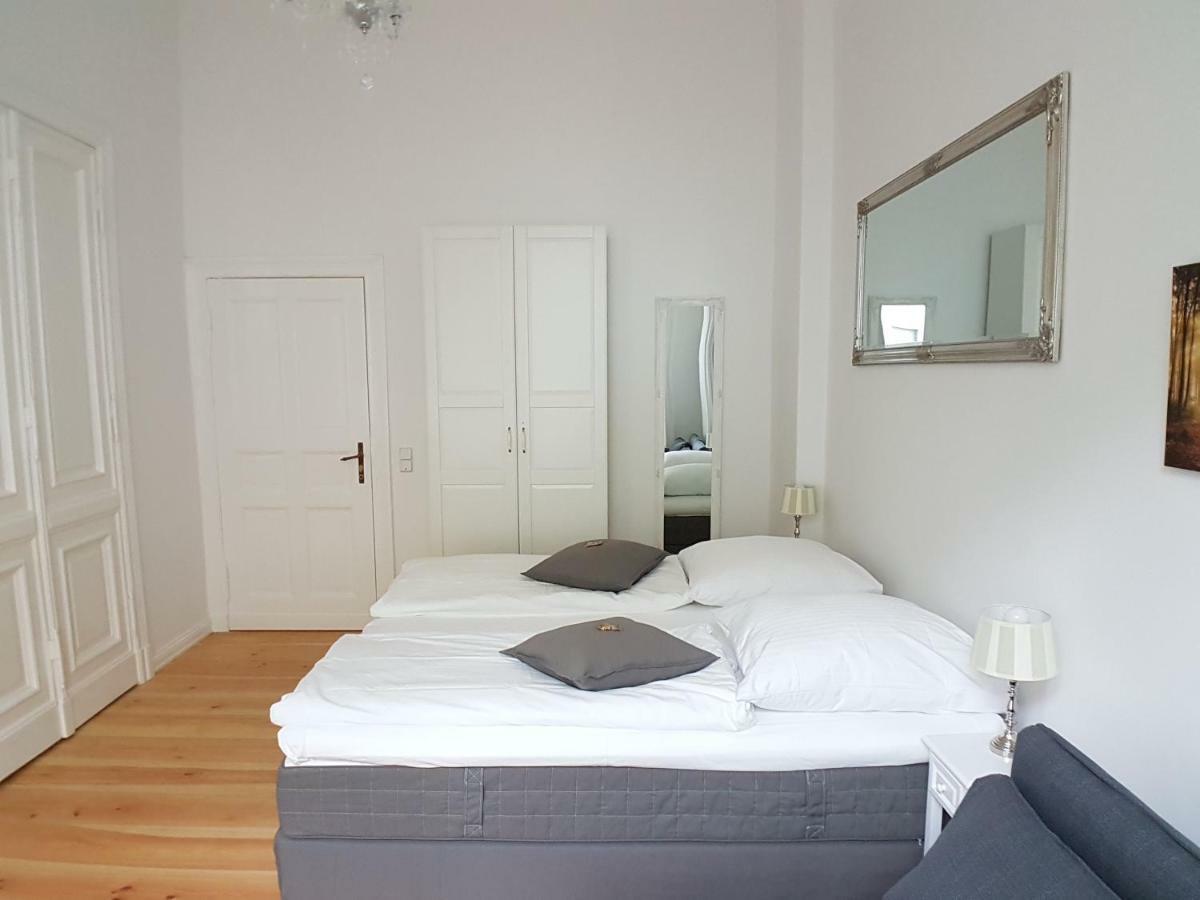 Lang Re By Rockchair Apartments L Superhost Status L 2 Bedrooms Boxspringbeds In City Center - Cozy Family & Business Flair Welcomes You! ベルリン エクステリア 写真